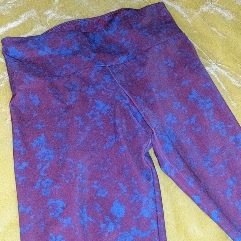 Hazy purpley yoga pants